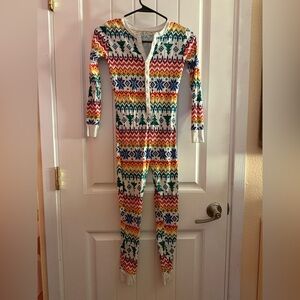 Old Navy Multicolor Patterned Kids onesie